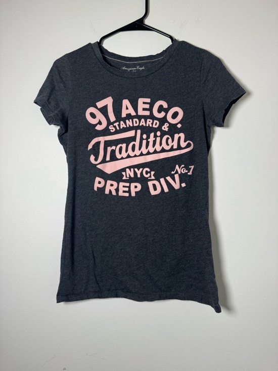 American Eagle Outfitters Tops - American Eagle AEO Graphic Tee 97 Tradition NYC Prep Gray Pink M